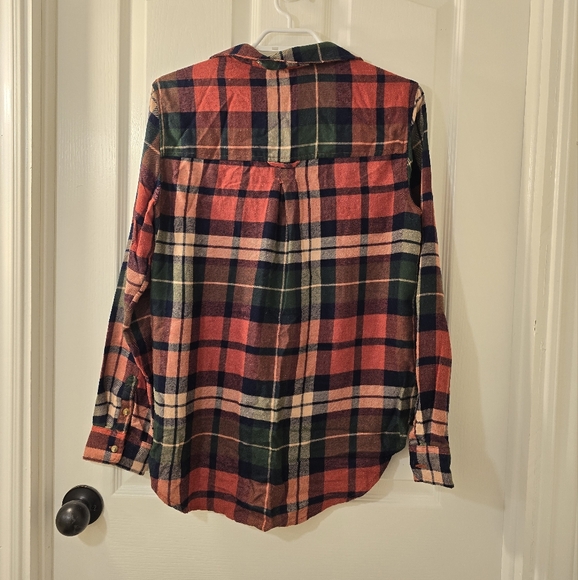 American Eagle Boyfriend fit Flannel Shirt | Size Medium | Super soft - Picture 2 of 8